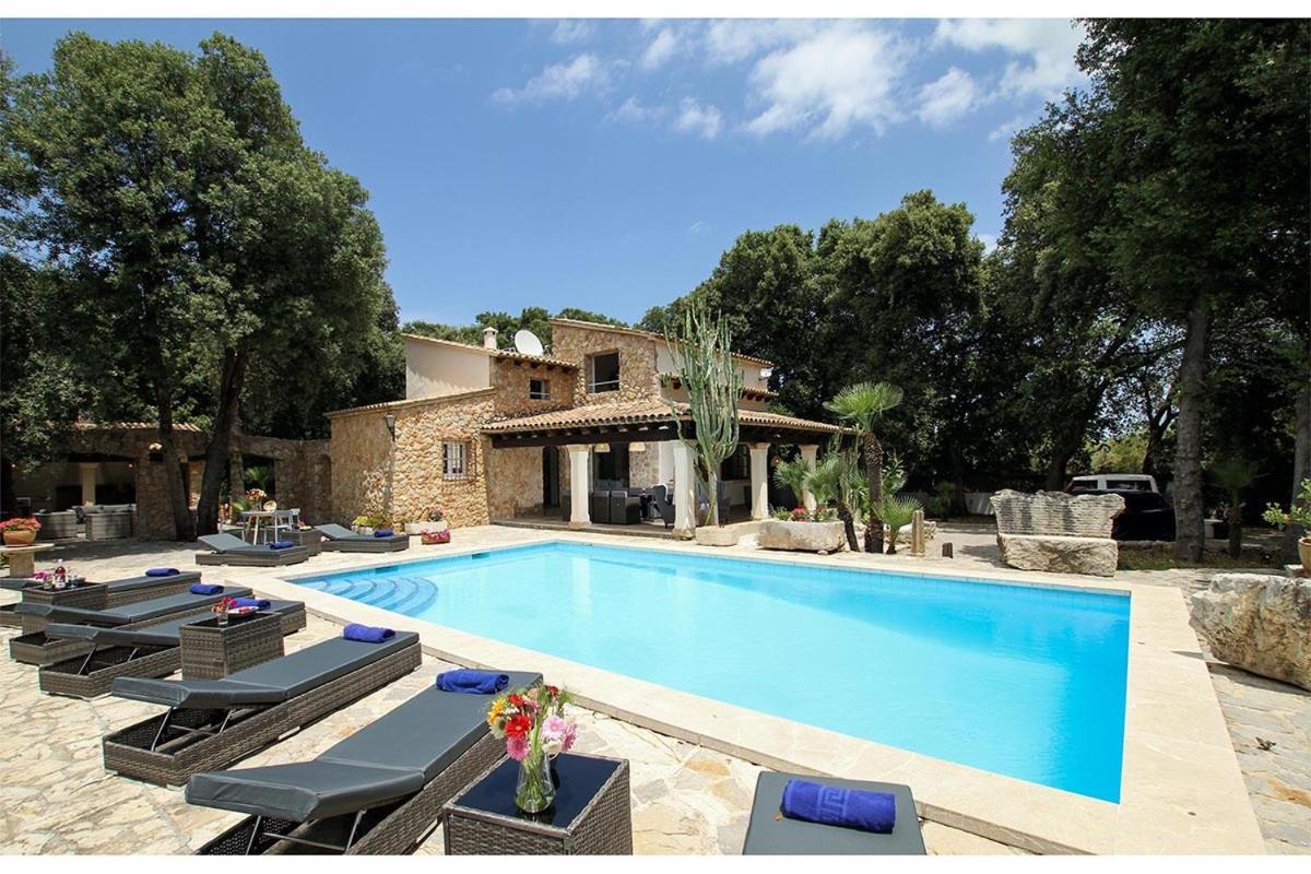 Villa Encinas *