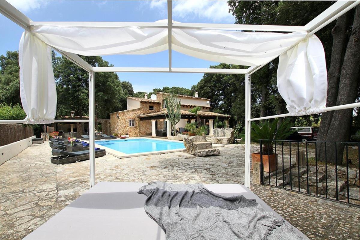 Villa Encinas